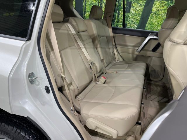 TOYOTA LANDCRUISER PRADO 2022