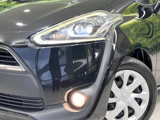 TOYOTA SIENTA 2018