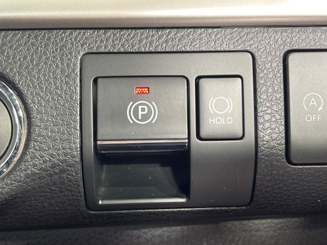 TOYOTA HARRIER 2WD 2019