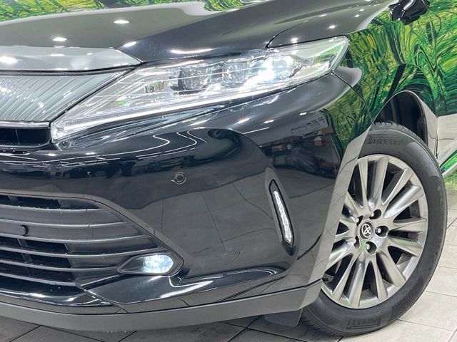 TOYOTA HARRIER 2WD 2019