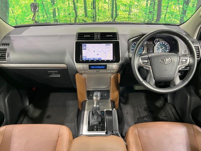 TOYOTA LANDCRUISER PRADO 2022