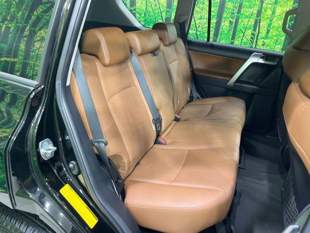 TOYOTA LANDCRUISER PRADO 2022