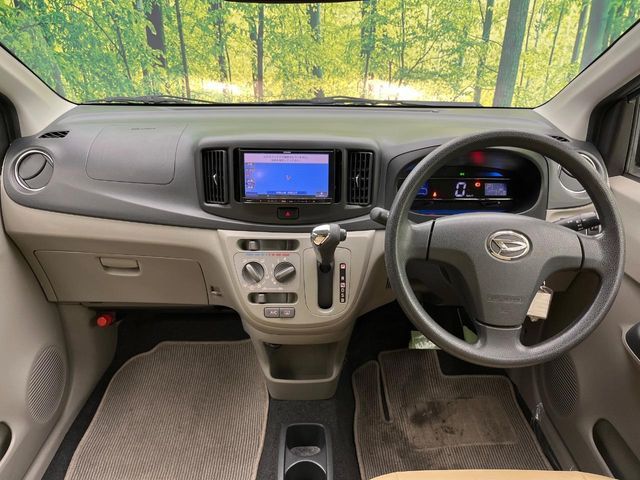 DAIHATSU MIRA e:S 2013