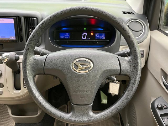 DAIHATSU MIRA e:S 2013