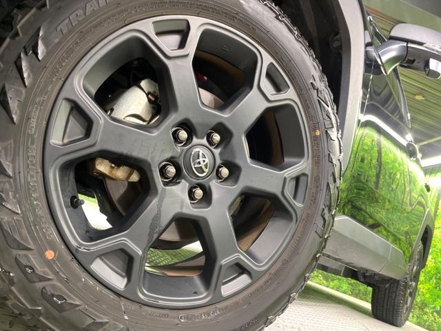 TOYOTA RAV4 4WD 2024