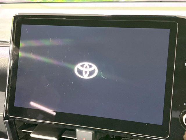 TOYOTA VOXY HYBRID 2024