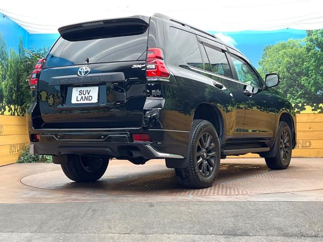 TOYOTA LANDCRUISER PRADO 2023