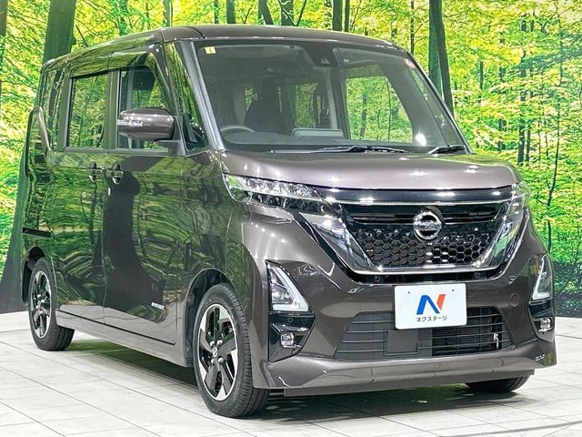 NISSAN ROOX 2021