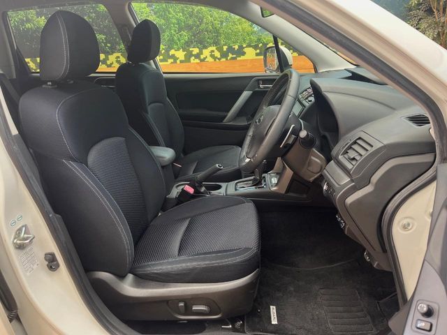 SUBARU FORESTER 2014