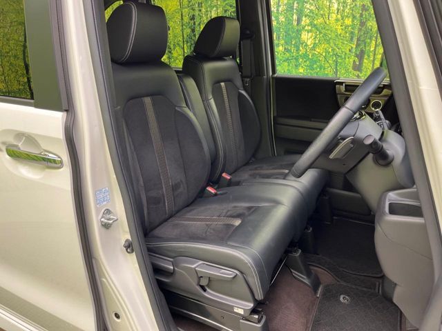 HONDA N BOX CUSTOM 2020