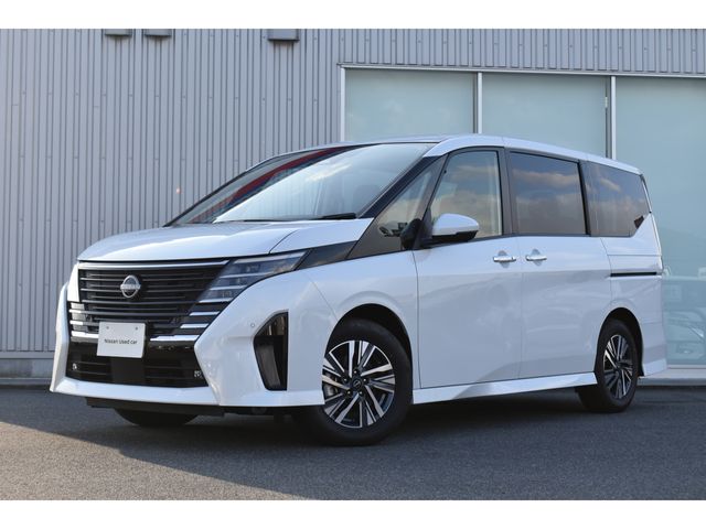 NISSAN SERENA  WG 2025