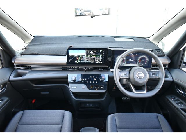 NISSAN SERENA  WG 2025