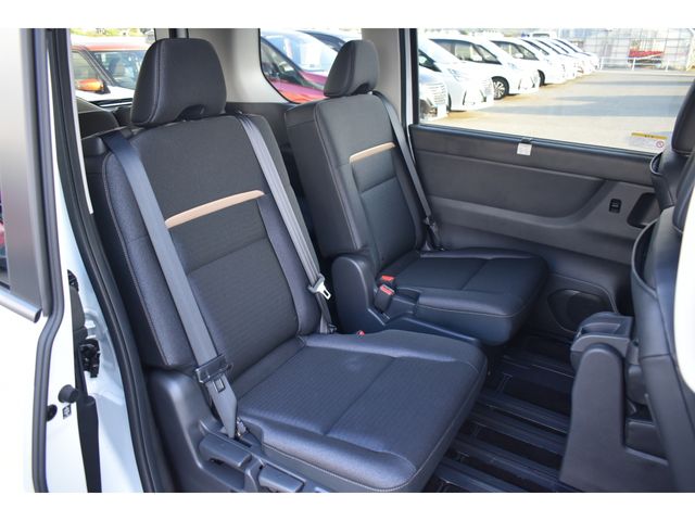 NISSAN SERENA  WG 2025