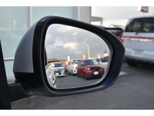 NISSAN SERENA  WG 2025