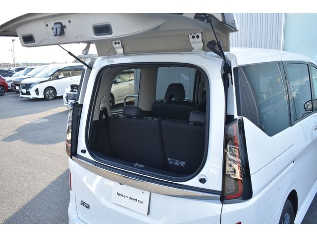 NISSAN SERENA  WG 2025
