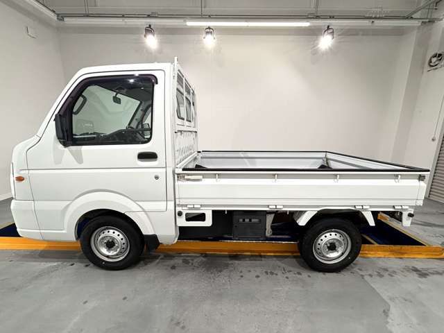 SUZUKI CARRY truck 4WD 2011