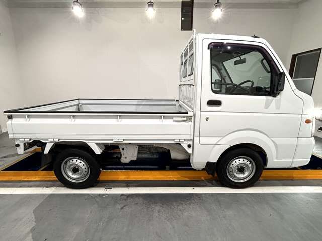 SUZUKI CARRY truck 4WD 2011