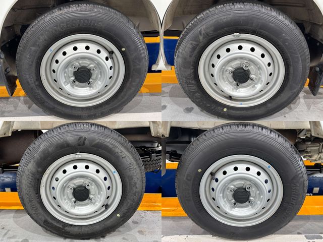 SUZUKI CARRY truck 4WD 2011