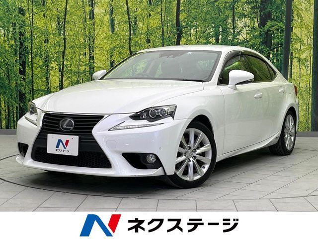 TOYOTA LEXUS IS300h 2013