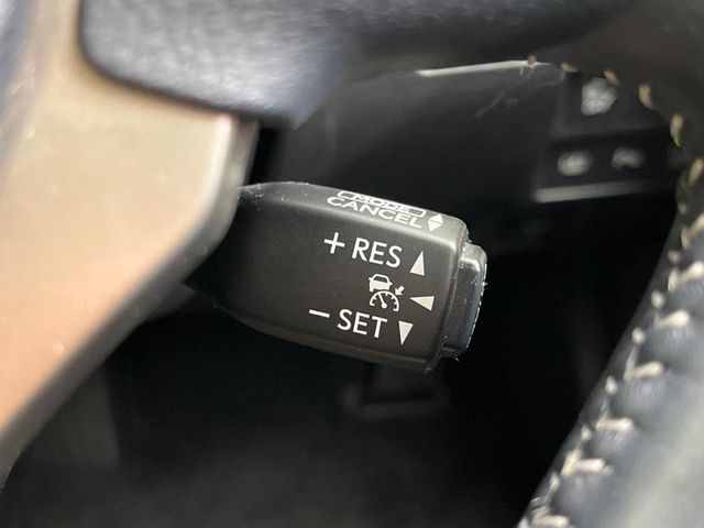 TOYOTA LEXUS IS300h 2013