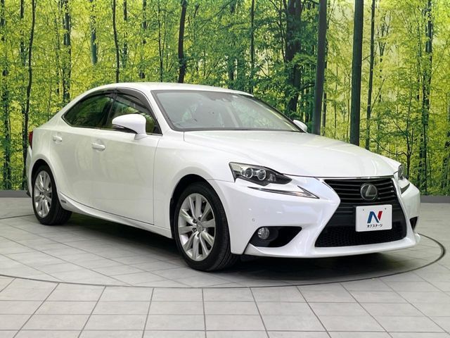 TOYOTA LEXUS IS300h 2013