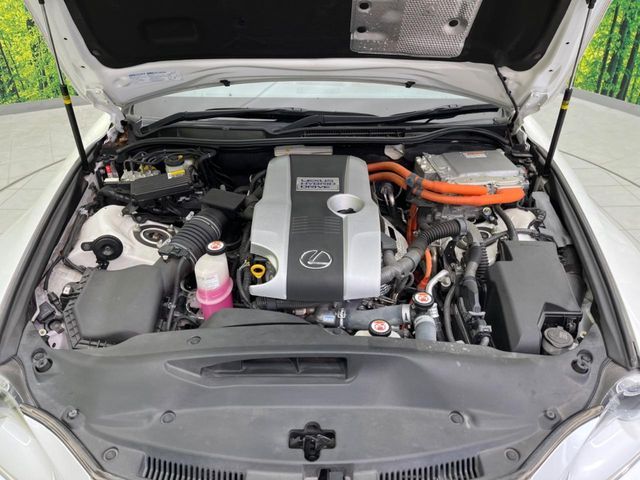 TOYOTA LEXUS IS300h 2013