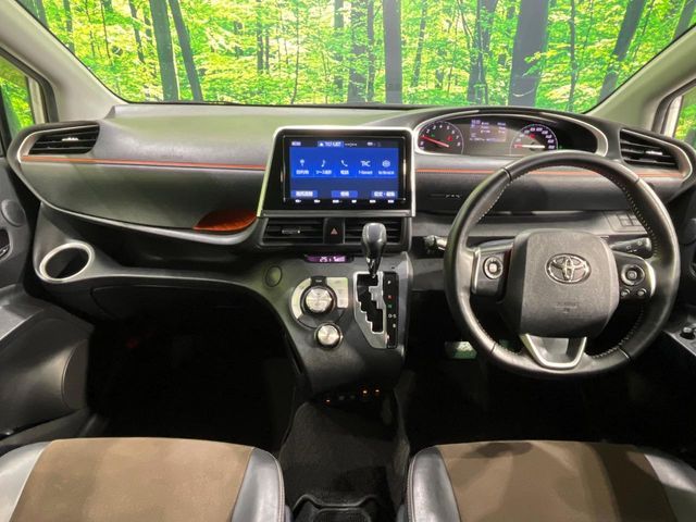 TOYOTA SIENTA 4WD 2022