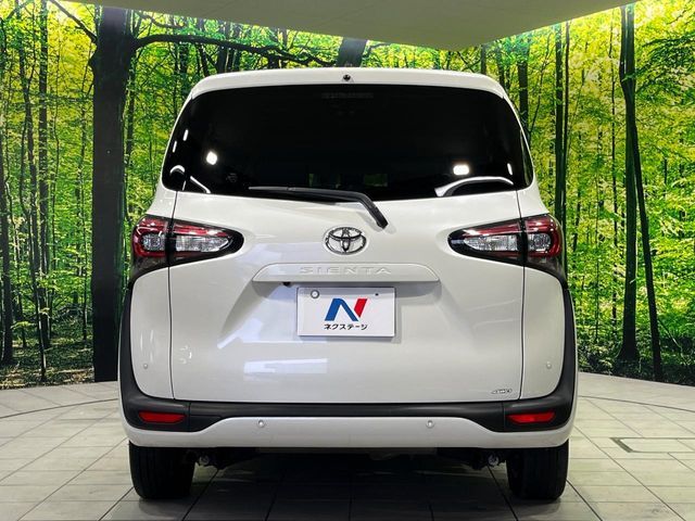TOYOTA SIENTA 4WD 2022
