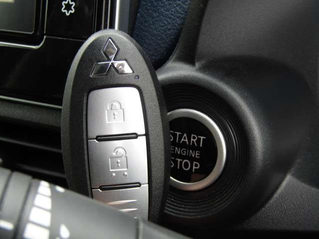 MITSUBISHI ek X 2019