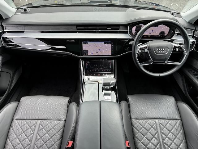 AUDI AUDI A8 2023