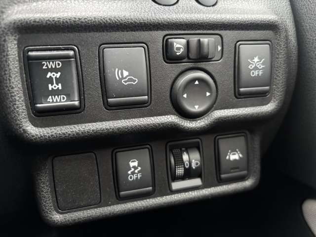 NISSAN NOTE 4WD 2019