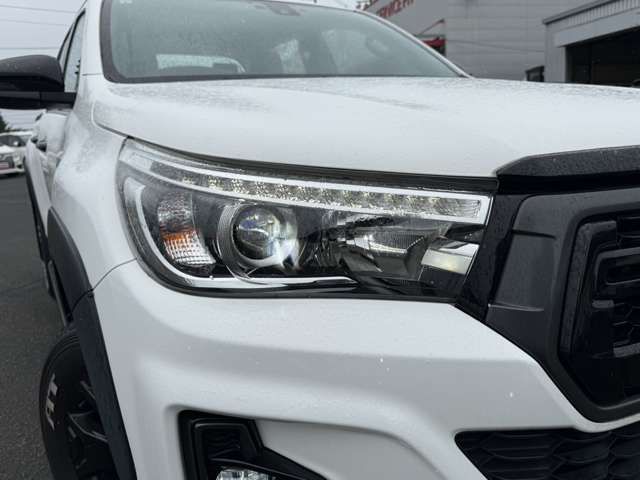 TOYOTA HILUX 4WD 2019