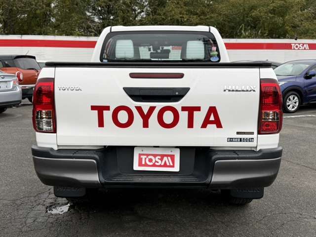 TOYOTA HILUX 4WD 2019
