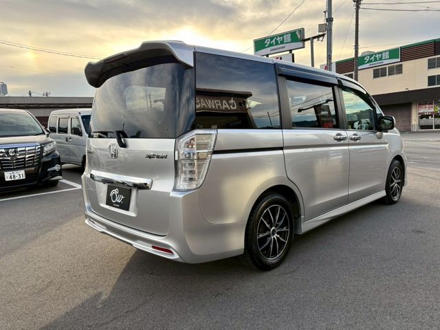 HONDA STEPWAGON SPADA 2013