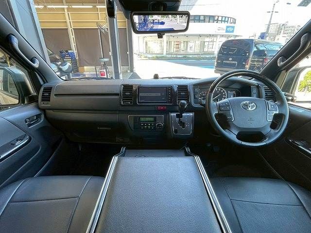 TOYOTA HIACE van 2WD 2022