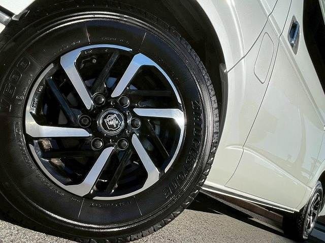 TOYOTA HIACE van 2WD 2022