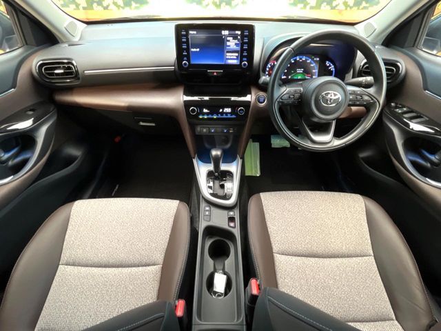 TOYOTA YARIS CROSS 2020