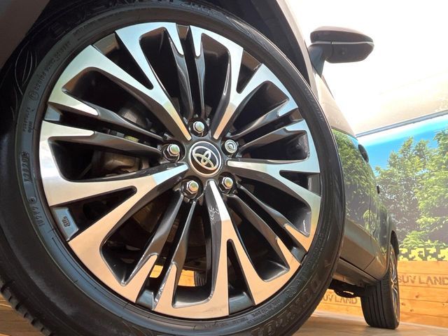 TOYOTA YARIS CROSS 2020