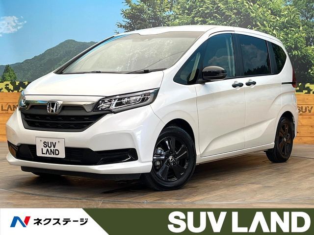 HONDA FREED HYBRID 2024