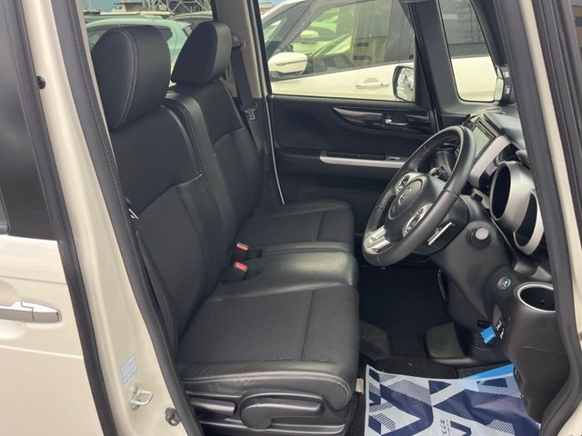 HONDA N BOX CUSTOM 2016