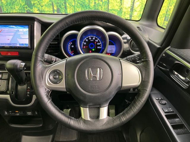 HONDA N BOX CUSTOM 2017