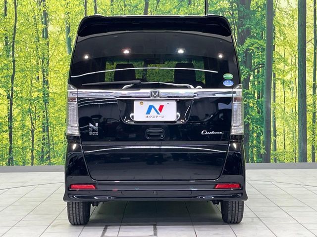 HONDA N BOX CUSTOM 2017