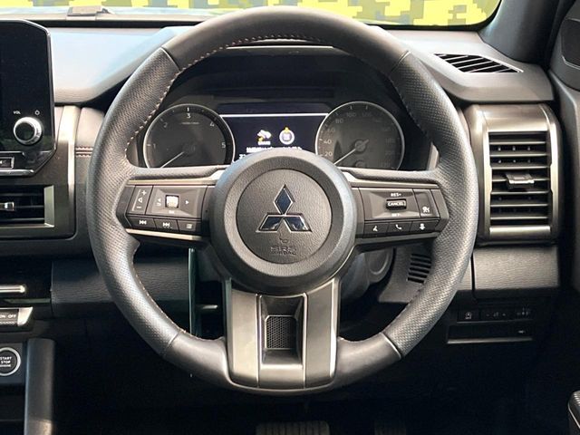 MITSUBISHI TRITON 2025