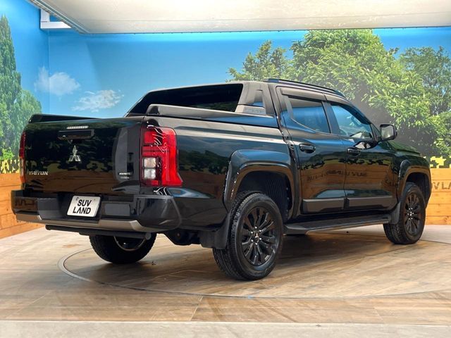 MITSUBISHI TRITON 2025