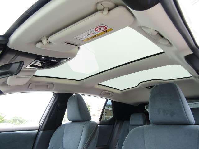 TOYOTA LEXUS RZ450e 2023