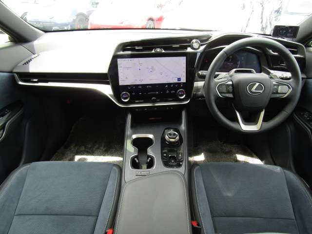 TOYOTA LEXUS RZ450e 2023