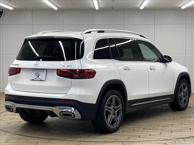 MERCEDES BENZ MERCEDES BENZ GLB 2022