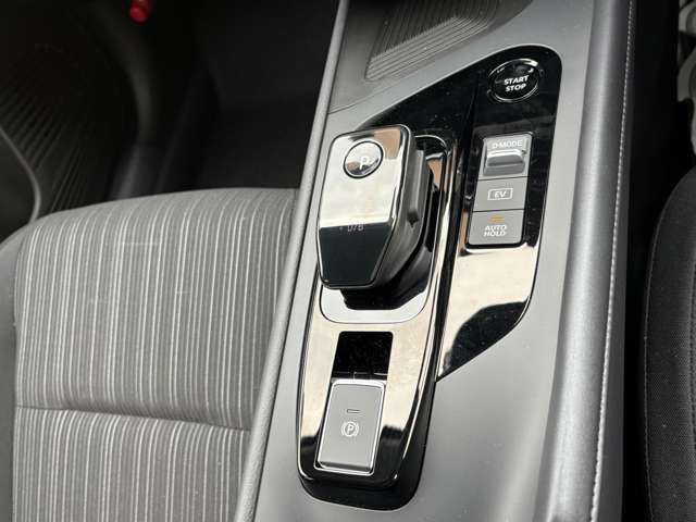 NISSAN NOTE 4WD 2025