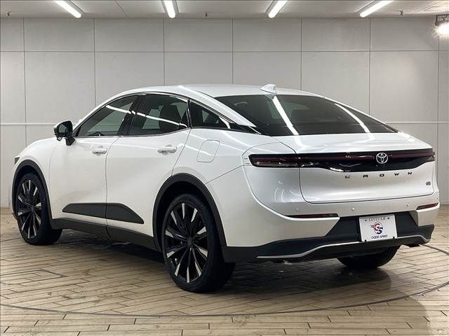 TOYOTA CROWN CROSSOVER 2023