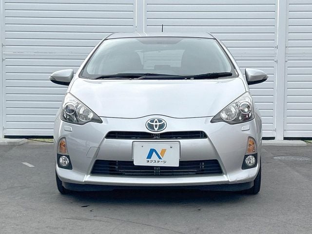TOYOTA AQUA 2013
